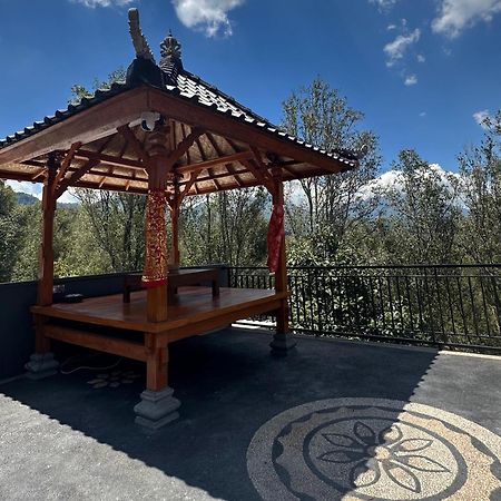 דירות Munduk Umah Yugadi Bali מראה חיצוני תמונה