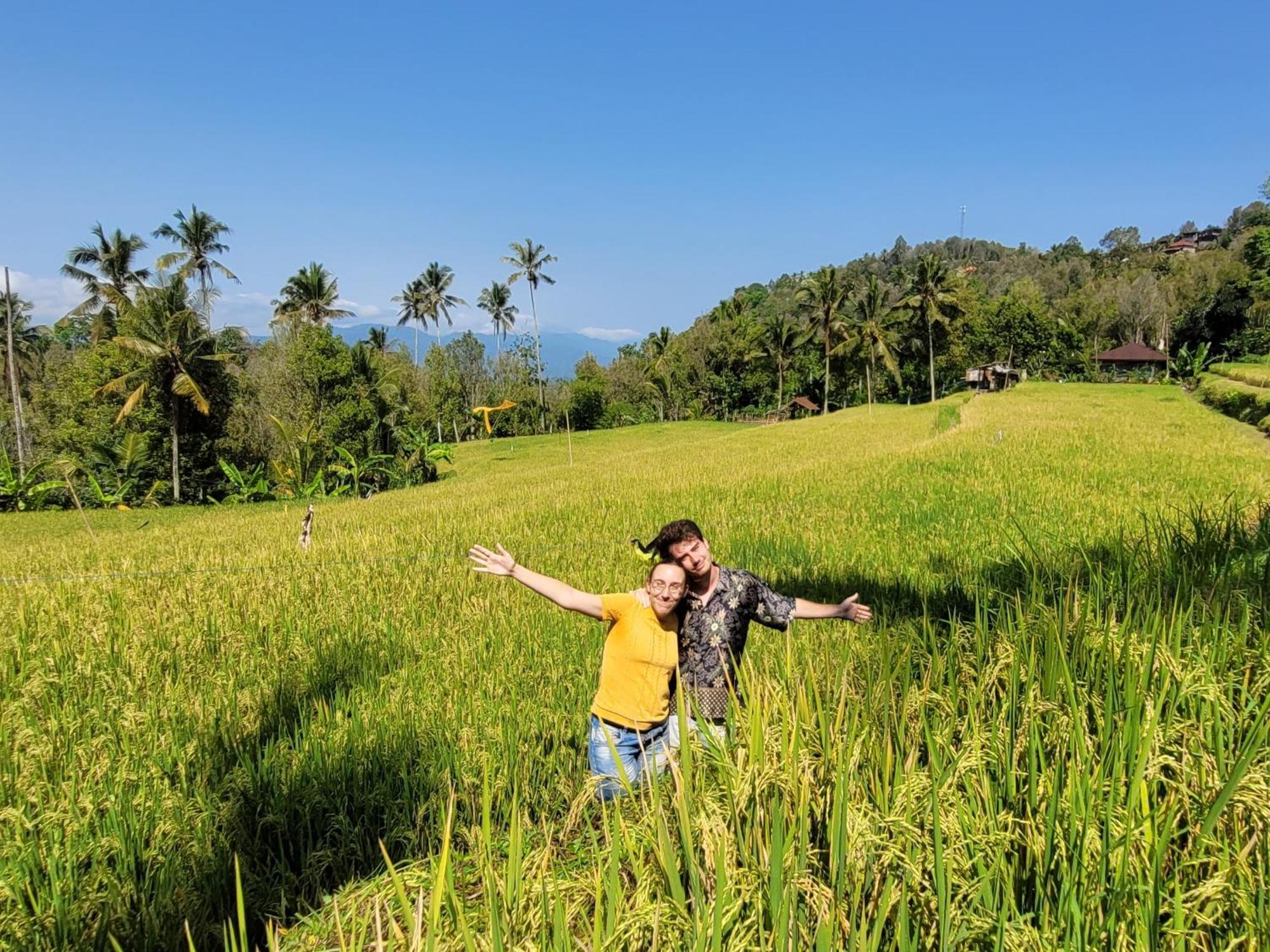 דירות Munduk Umah Yugadi Bali מראה חיצוני תמונה